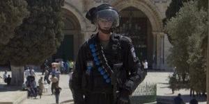 مستوطنون يقتحمون باحات المسجد الأقصى بحماية قوات الاحتلال