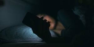 6 أنواع للأرق وإزاى تتخلص منه.. اعرف إيه سارق من عينك النوم