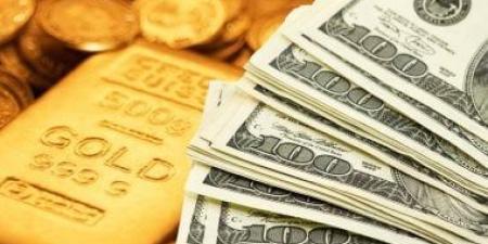 ضعف الدولار الأمريكي وتراجع مؤشرات ينعكس على سعر الذهب عالميًا
