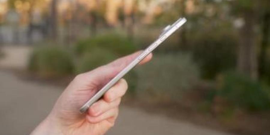 تسريب يظهر تصميم iPhone 17 Air .. أنحف آيفون فى تاريخ أبل (صور)