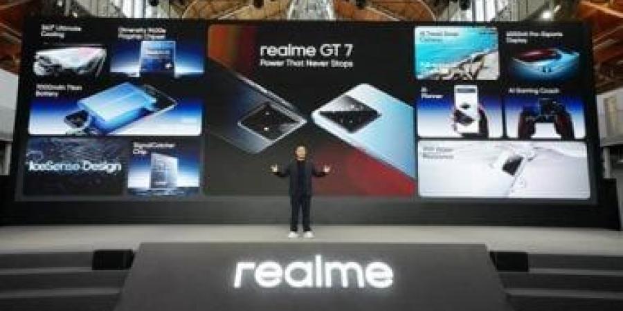 ريلمي تدخل سباق الفورميلا 1 لعام 2025 بالشراكة مع أستون مارتن الفاخرة لسلسلة GT7